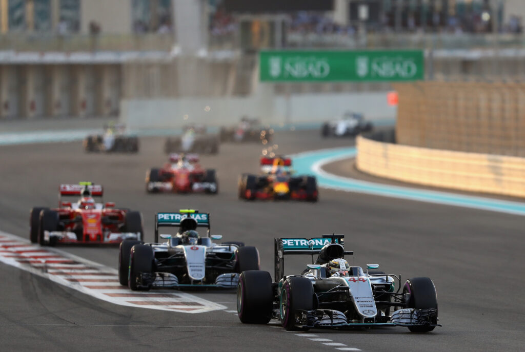Lewis Hamilton leads Nico Rosberg at the 2016 Abu Dhabi GP.