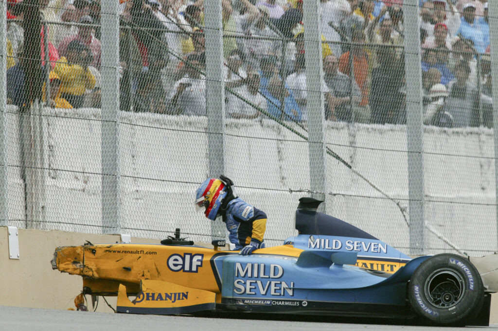 Fernando Alonso crashes out of the 2003 Brazilian GP.