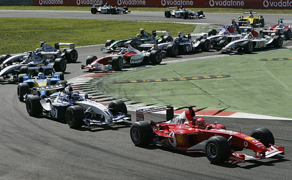Michael Schumacher leads the Italian GP 2003.