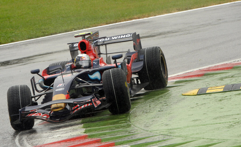 Sebastian Vettel wins the 2008 Italian Grand Prix.